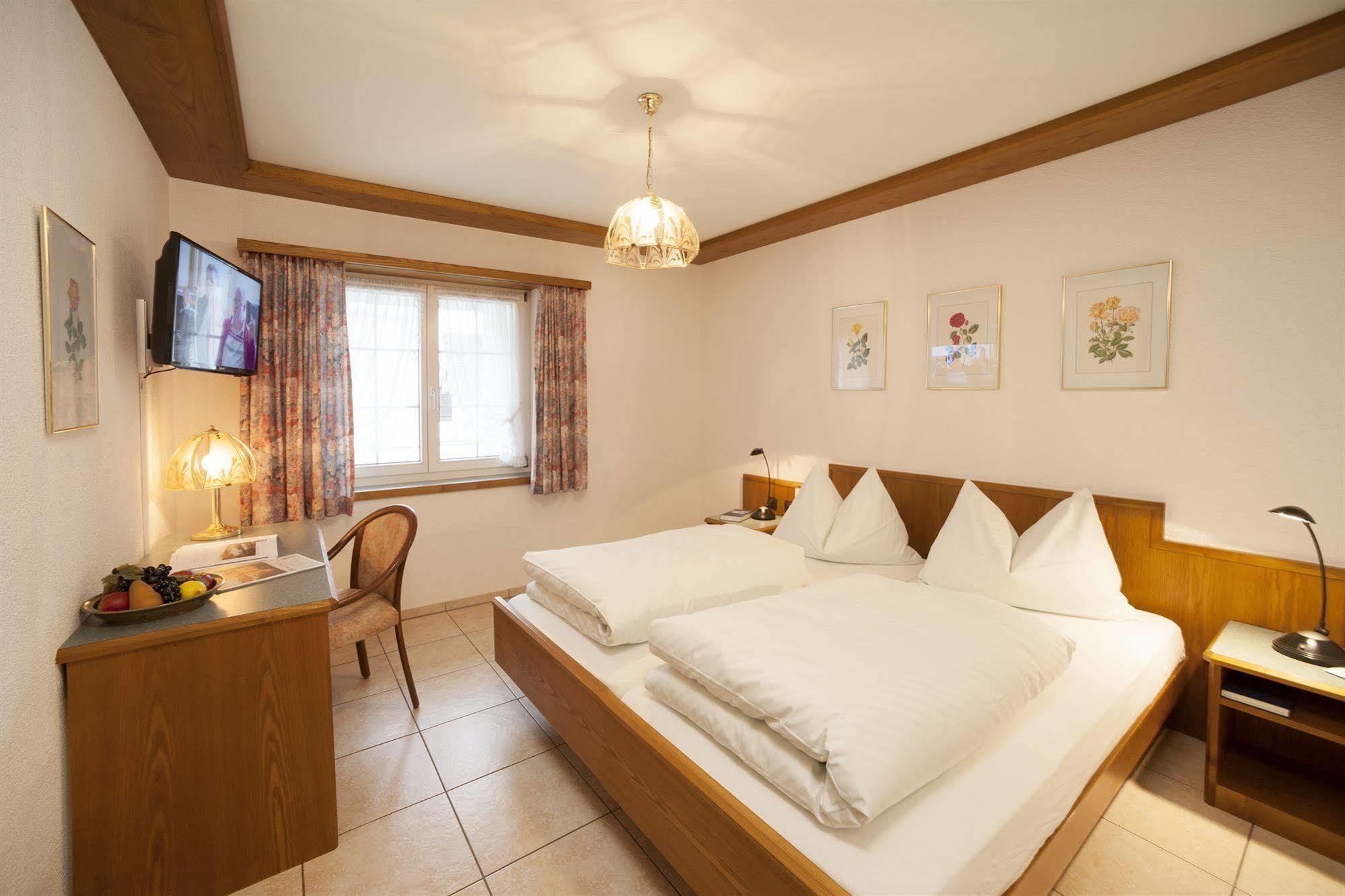 Landgasthof Hirschen 3*
