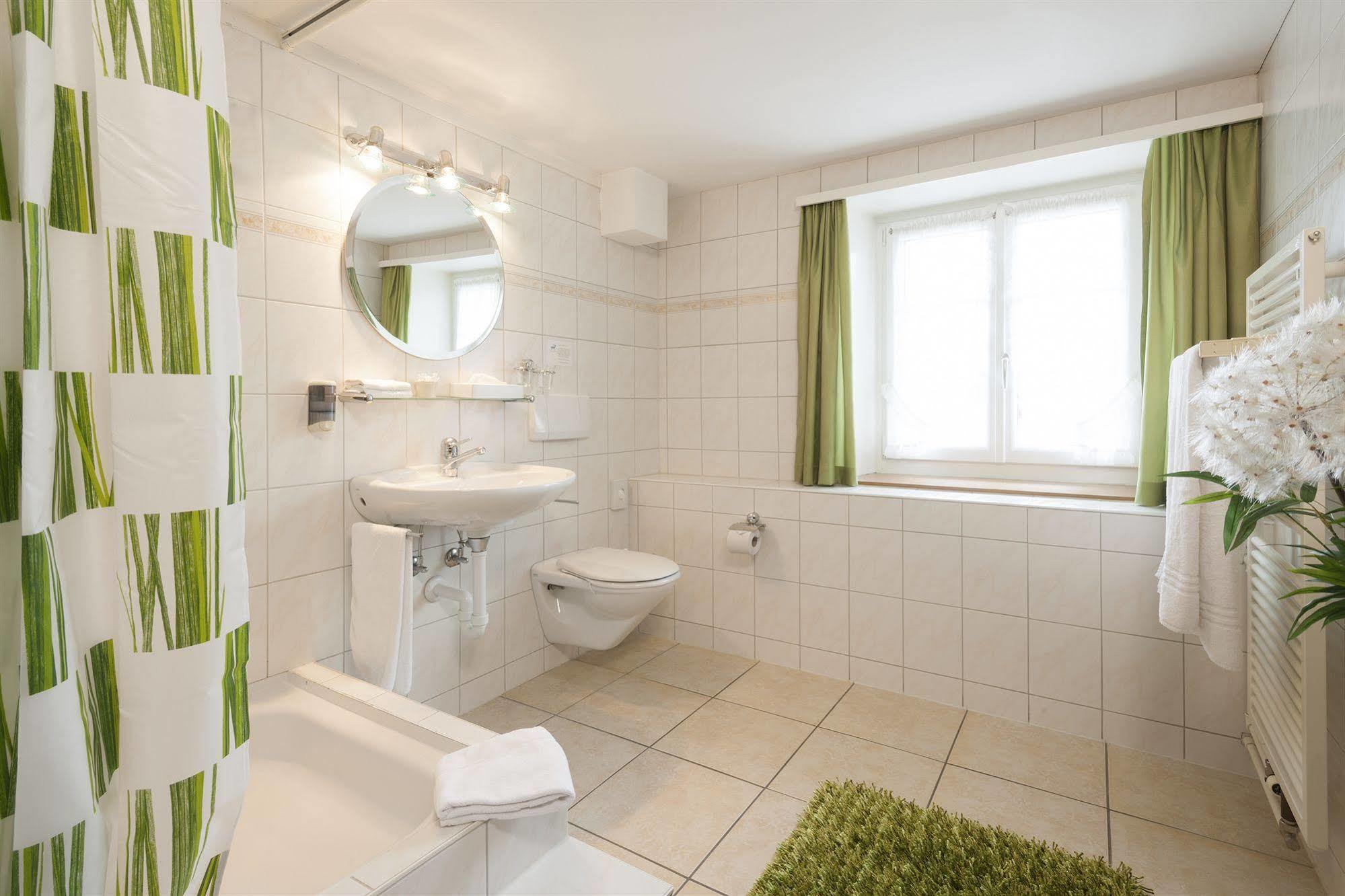 Landgasthof Hirschen 3* Ramsen